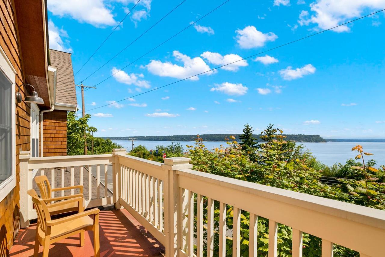 Saratoga Inn Langley Bagian luar foto