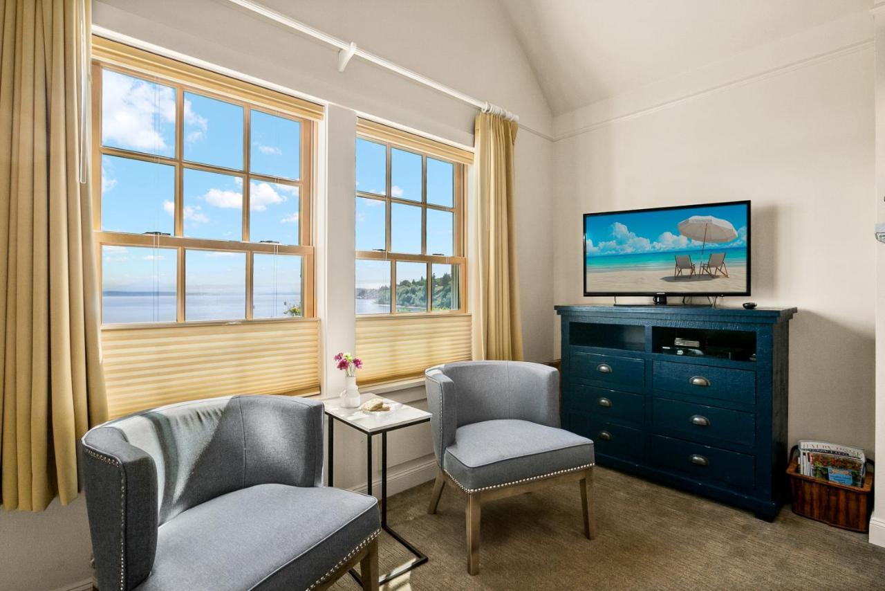 Saratoga Inn Langley Bagian luar foto